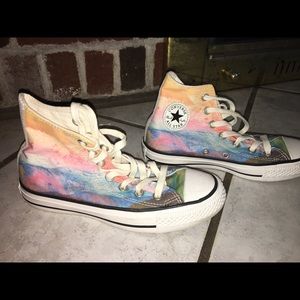 Converse watercolor hi top (women’s sizing)